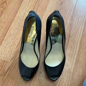 Brand new Michael kors heels